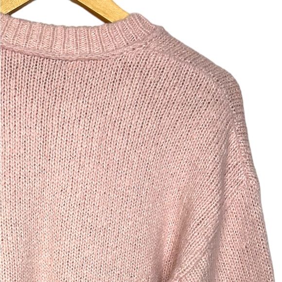 J Crew ALPACA WOOL Tortoise Shell Shoulder Buttons Crewneck Sweater Blush Pink M - Picture 9 of 11